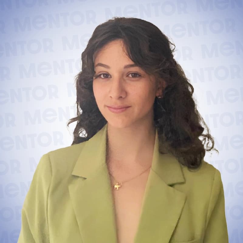 Ilaria, docente di latino e filosofia